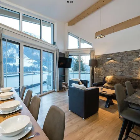 Apartment Penthouse Alpendorf