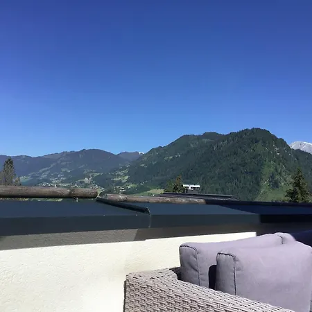 Penthouse Alpendorf Apartment St. Johann im Pongau